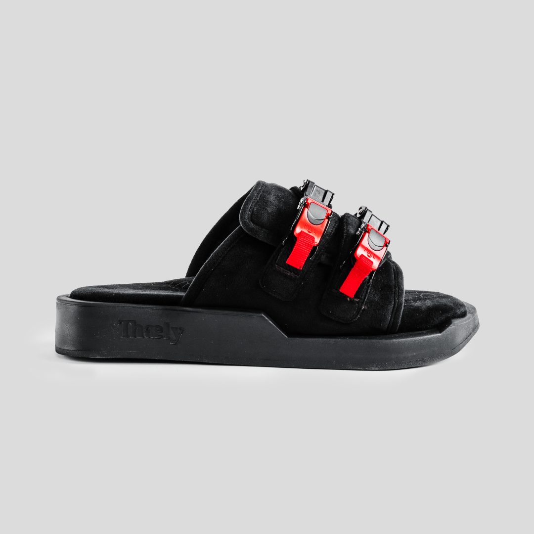 Thaely Black Bird Reflex Slide | Sustainable Slides